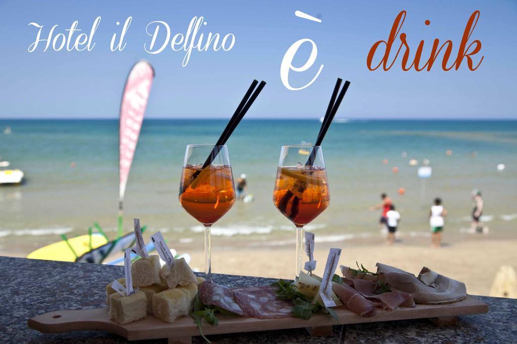 Hotel Il Delfino Сан-Винченцо Экстерьер фото